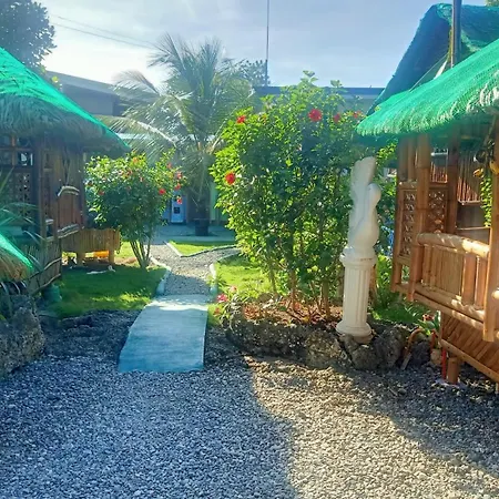 Moalboal Bamboo Guest House