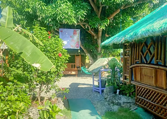 Bamboo 2* Moalboal
