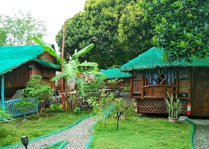 Bamboo Bed & Breakfast 2*