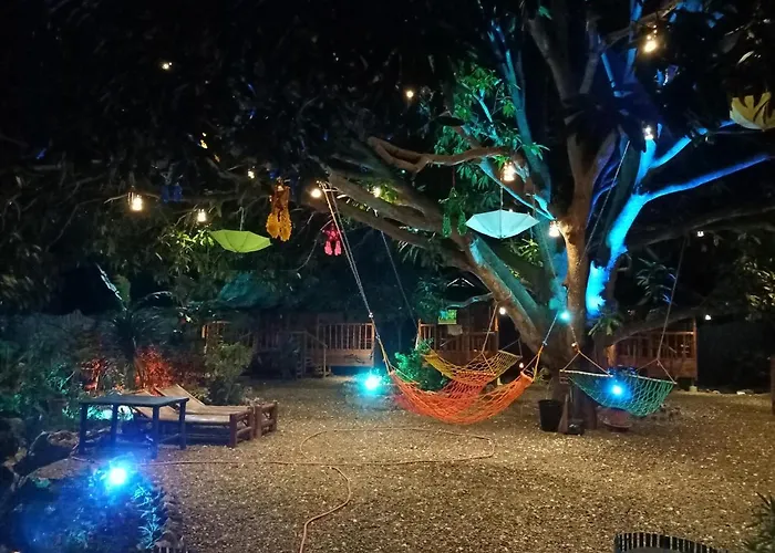 Bamboo 2* Moalboal
